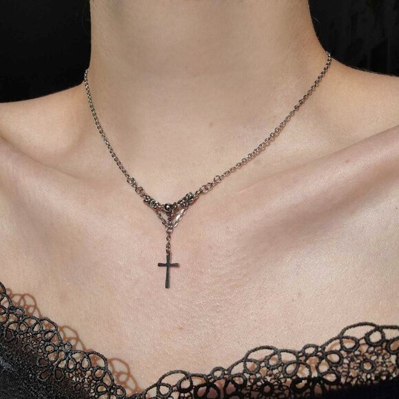 Vintage Jewelry - Gothic dainty silver cross necklace